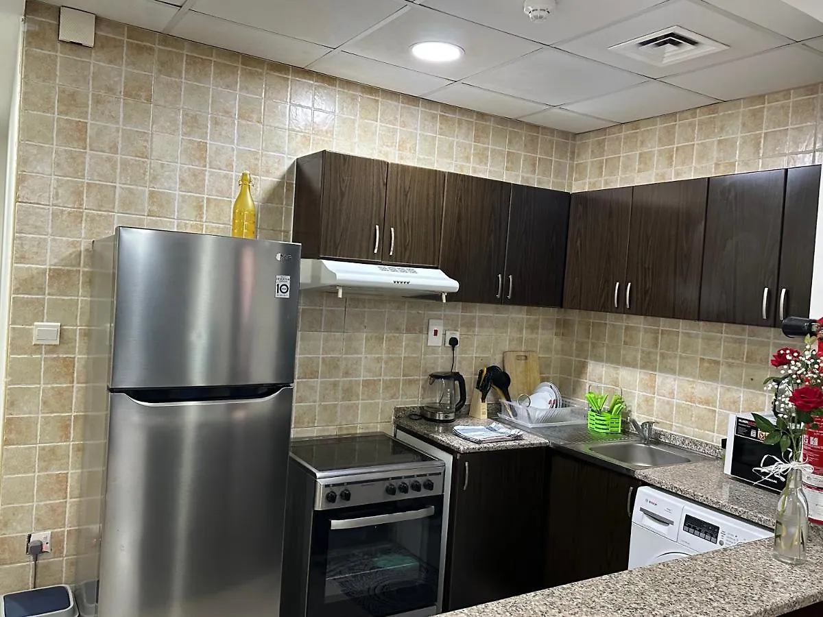 Himalaya Homes Marina 1Bedroom Apartment Dubai 0*,